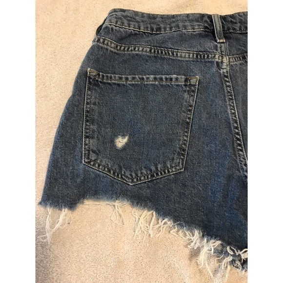 Forever 21 distressed Size 29 denim shorts - Picture 10 of 14